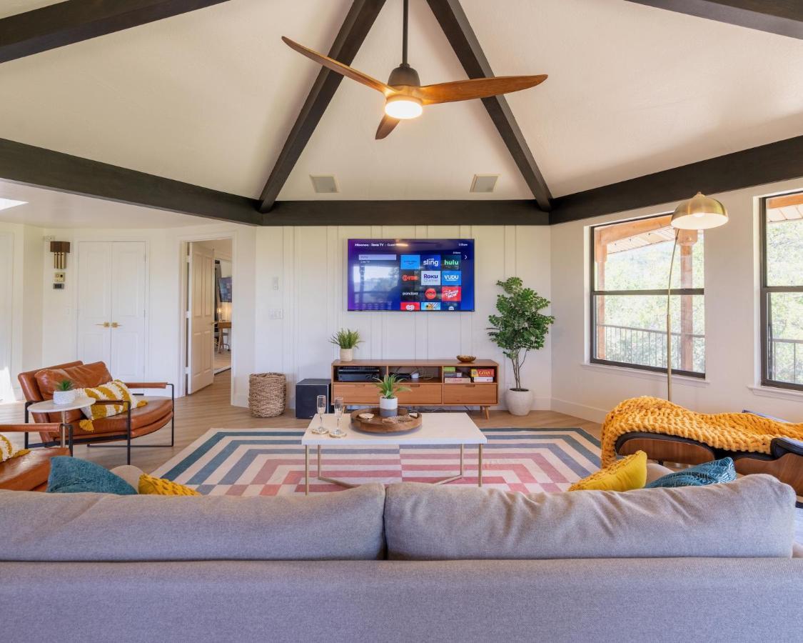 Secluded Mtn Top Family Haven W/Views Spa & Arcade Three Rivers Esterno foto