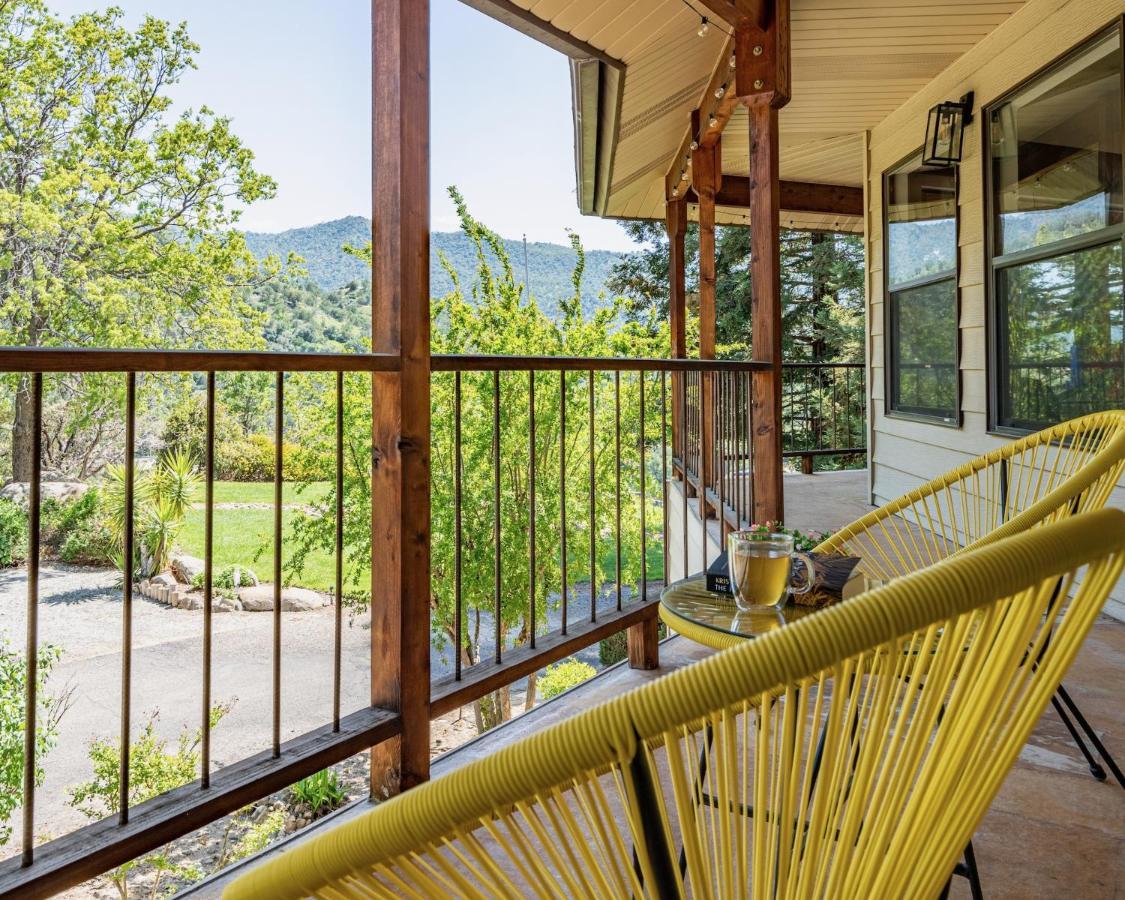 Secluded Mtn Top Family Haven W/Views Spa & Arcade Three Rivers Esterno foto