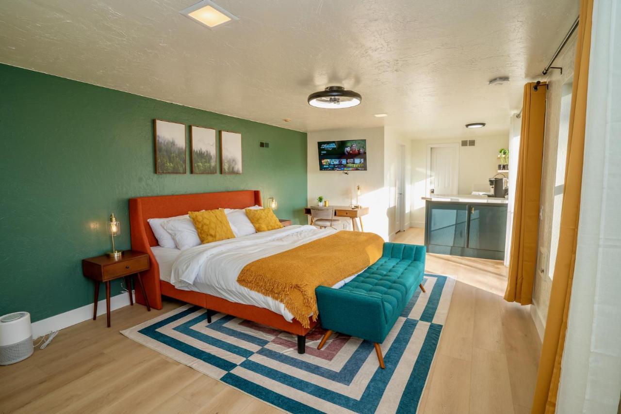 Secluded Mtn Top Family Haven W/Views Spa & Arcade Three Rivers Esterno foto