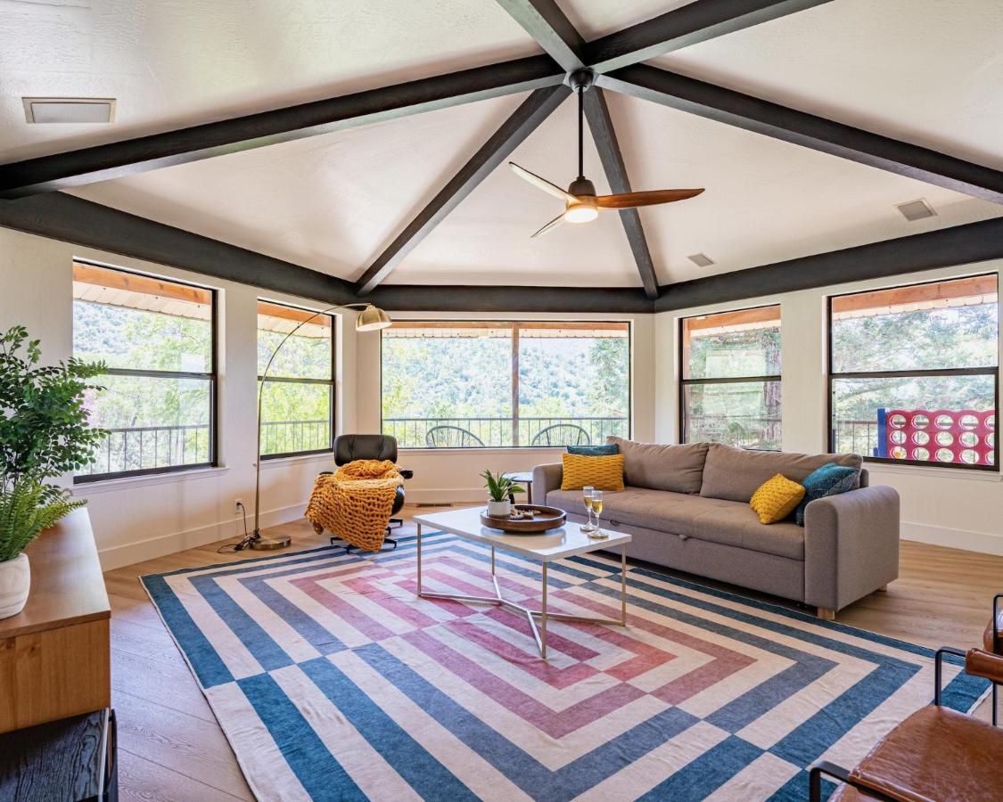 Secluded Mtn Top Family Haven W/Views Spa & Arcade Three Rivers Esterno foto