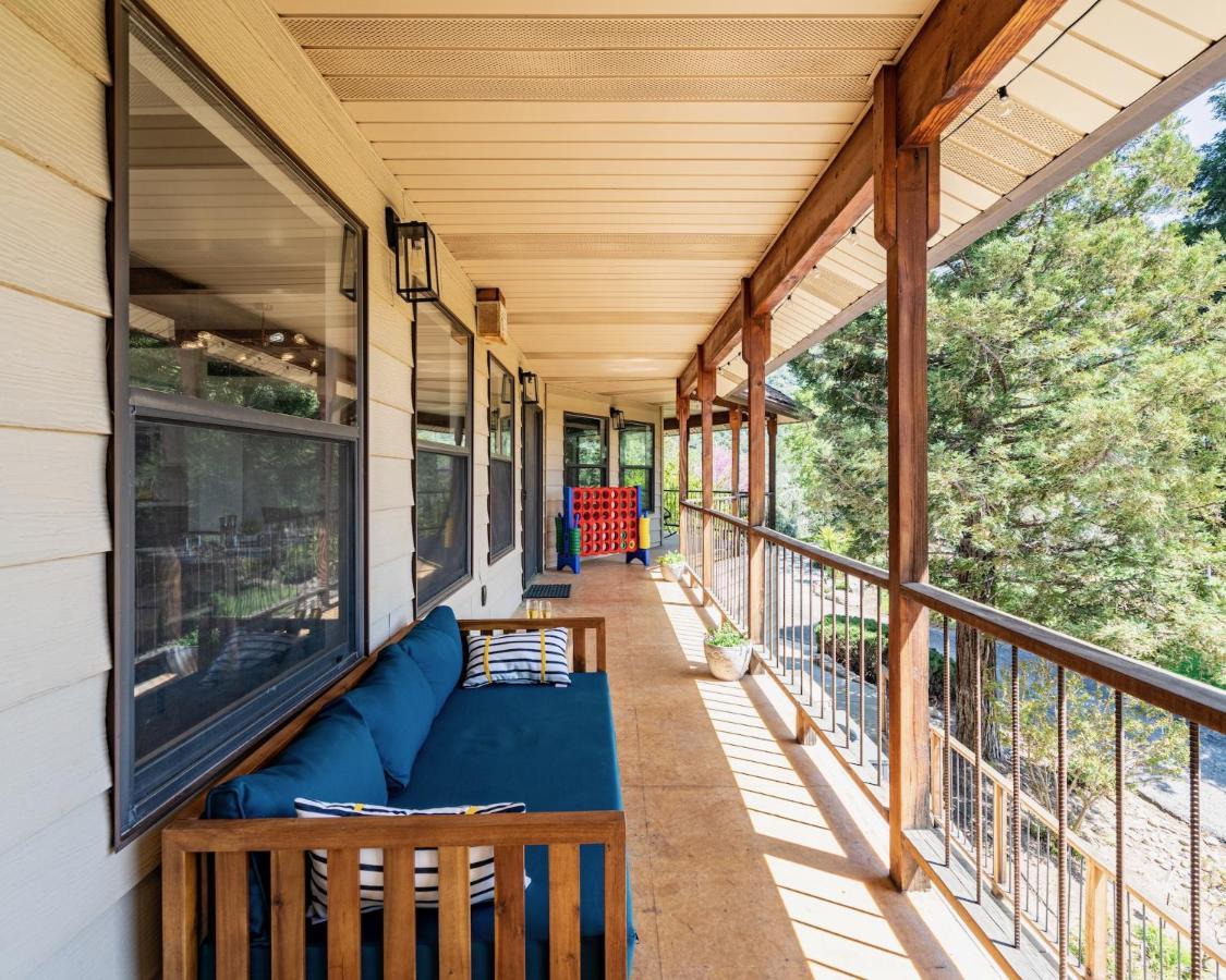 Secluded Mtn Top Family Haven W/Views Spa & Arcade Three Rivers Esterno foto