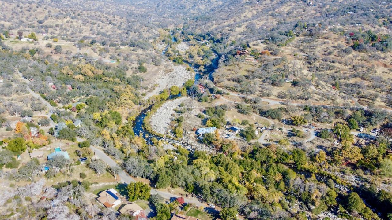 Secluded Mtn Top Family Haven W/Views Spa & Arcade Three Rivers Esterno foto